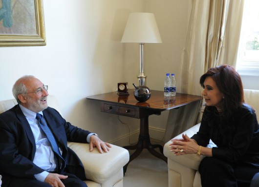 Cristina con Stiglitz