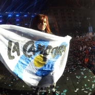 Festejos de la Revolución de Mayo y la Década Ganada en  Plaza de Mayo