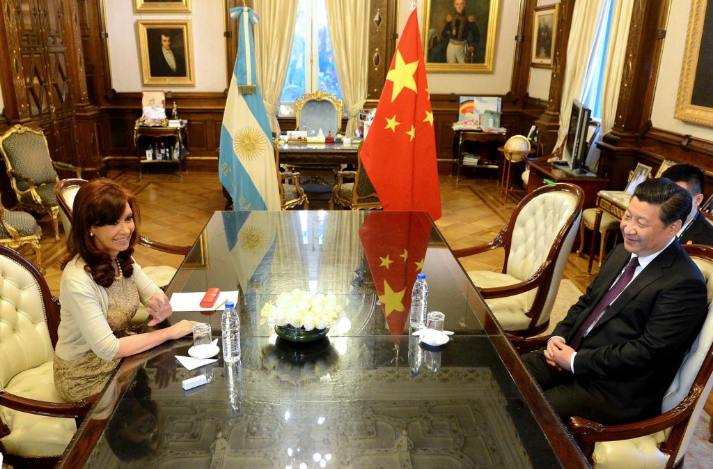 Firma de convenios bilaterales entre los gobiernos de Argentina y China.