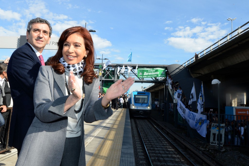 Ya están funcionando los nuevos trenes de Ferrocarril Sarmiento 