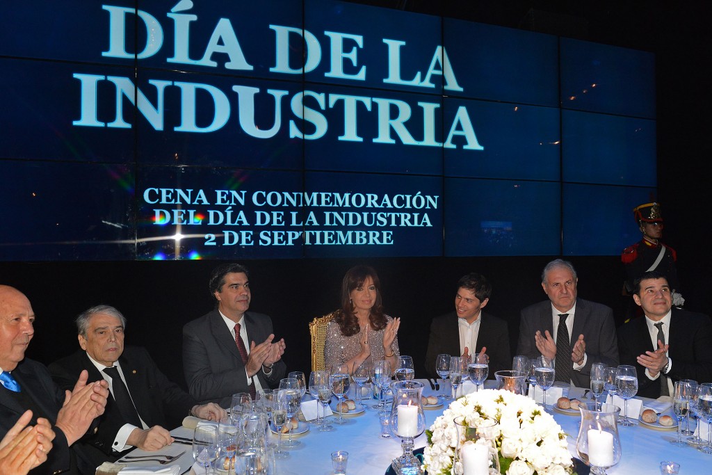 Cena del Día de la Industria en Tecnópolis.