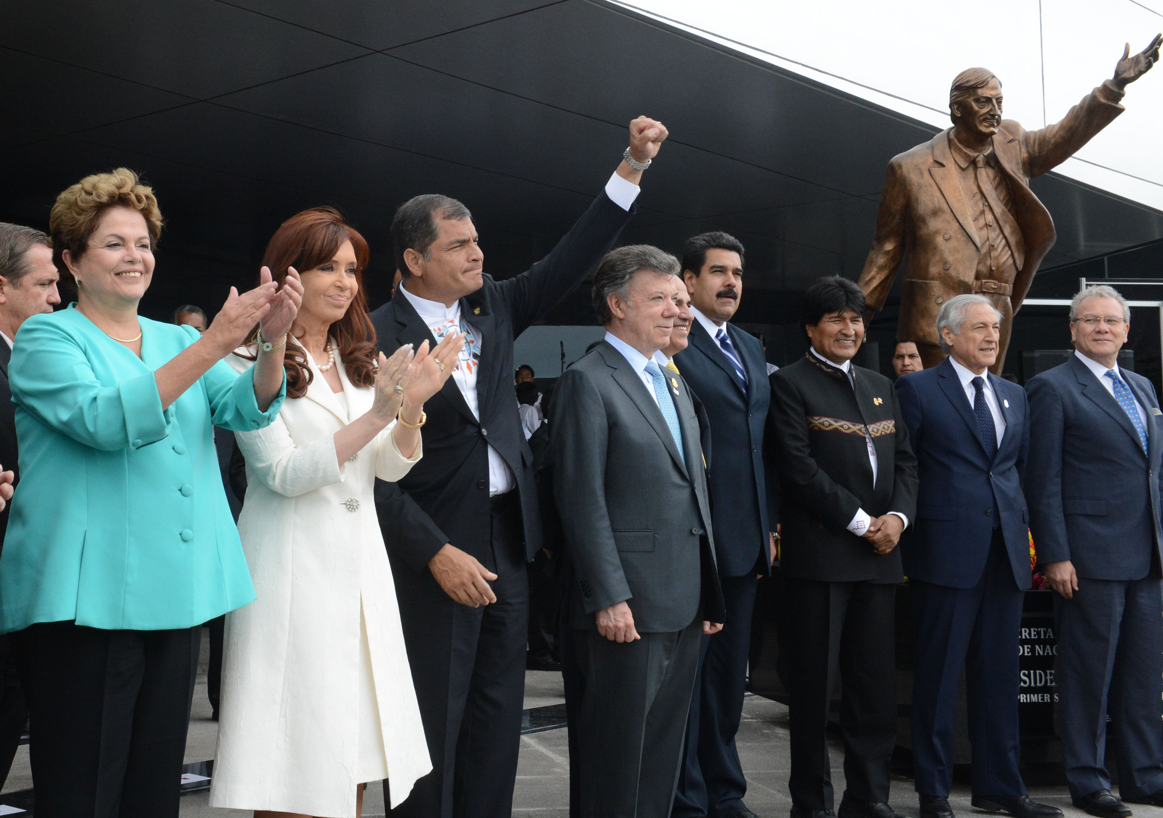 Inauguramos la nueva sede Néstor Kirchner de Unasur.