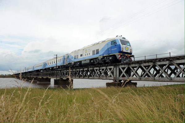 Presentamos el tren 0 km. que desde hoy unirá Buenos Aires con Mar del Plata
