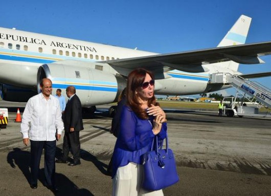 Clarín on X: La llegada de Cristina Kirchner a Cuba se convirtió